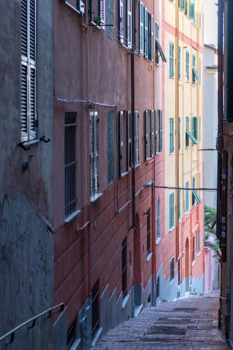 Appartamento Salita S. Anna - Affitti Brevi Italia Genova Eksteriør billede
