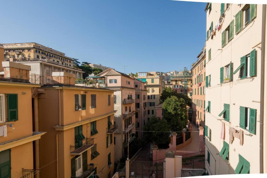 Appartamento Salita S. Anna - Affitti Brevi Italia Genova Eksteriør billede